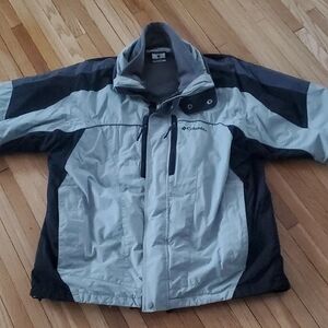 Columbia Men's Light Gray and Dark Charcoal Two-Tone Winter Jacket